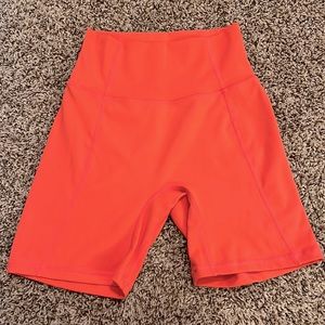 P’tula Bike Shorts— The Yvette Short 6” in the color sun kissed, size medium